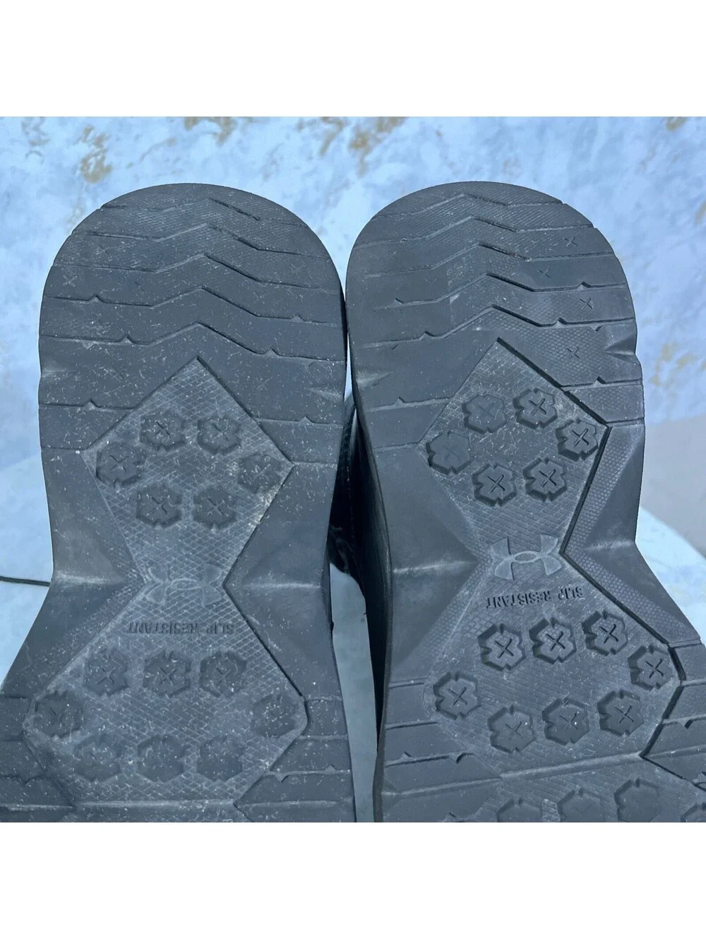 Under Armour wear toebox